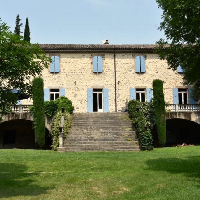 Maison de maître et gîtes en Ardèche